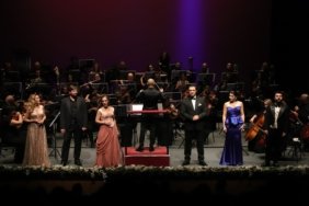 Samsun Devlet Opera ve Balesi 'Gala Konseri'ni sanatseverlerle buluşturdu