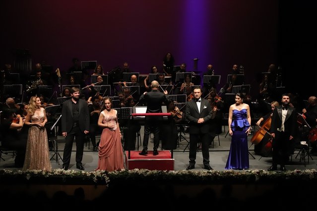 Samsun Devlet Opera ve Balesi 'Gala Konseri'ni sanatseverlerle buluşturdu