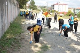 Samsun Havza'da ortaokul öğrencileri Dünya Temizlik Günü'nde çöp topladı