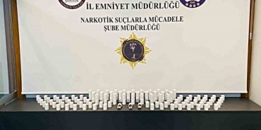 Samsun İlkadım'da 4 şüphelinin ev ve arazilerinde 10 bin 104 sentetik hap bulundu