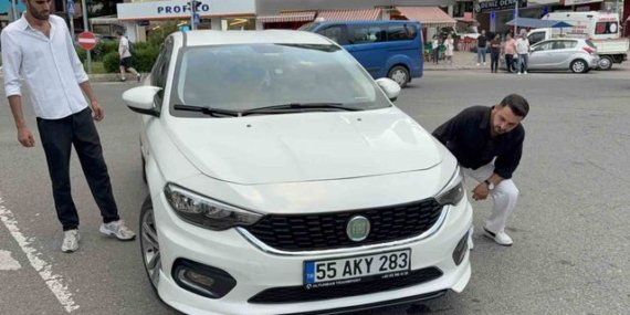 Samsun İlkadım'da otomobil kavşakta iki kadına çarptı, yaralılar hastaneye kaldırıldı