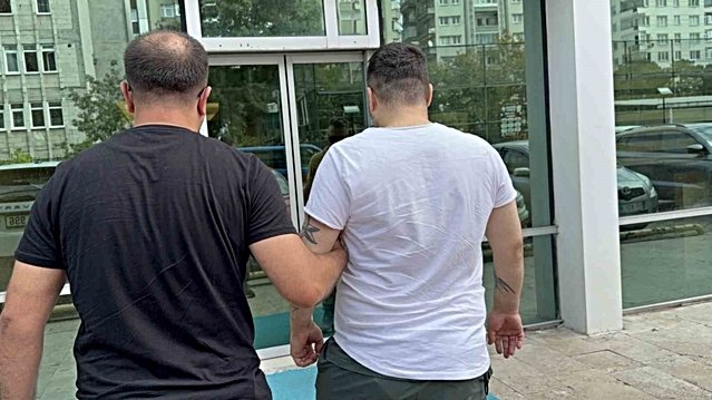Samsun İlkadım'da tanımadığı kadını bıçakla yaralayan şüpheli adliyeye sevk edildi