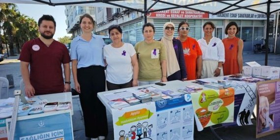 Samsun Yakakent'te Halk Sağlığı Haftası'nda vatandaşlara sağlık bilgilendirmesi yapıldı