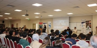 Samsun'da 26 lisedeki 1999 son sınıf öğrencisine İŞKUR kariyer desteği verdi