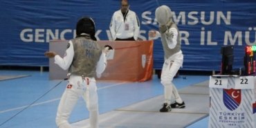 Samsun'da 52 ülkeden 606 sporcunun katıldığı Flöre Dünya Kupası başladı