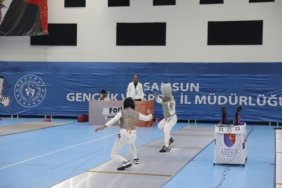 Samsun'da başlayan Flöre Dünya Kupası'na Türk Milli Takımı 80 sporcuyla katıldı