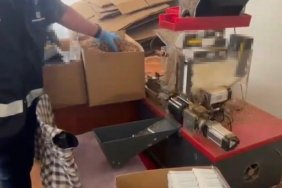 Samsun'da bir apartman dairesinde 14 bin makaron ve 23 kilo tütün ele geçirildi