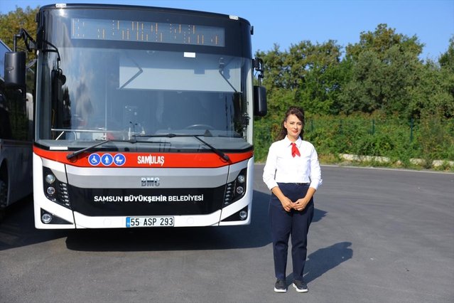 Samsun'da kadın otobüs şoförü sayısı 19'a yükseldi, 10 kadın sürücü göreve başladı