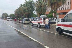Samsun'da motosiklet yayaya çarptı, sürücü ve yaya yaralandı