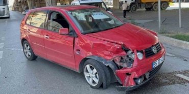 Tekkeköy'deki kazada 2 genç yaralandı, muhtar kavşağa trafik ışığı istedi