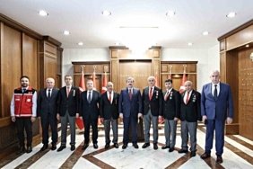 Vali Tavlı: 'Türk milleti, mazisi şan ve şerefle dolu ‘gazi’ bir millettir'