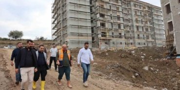 Vezirköprü'de TOKİ'nin 298 konutluk projesinde çalışmalar sürüyor