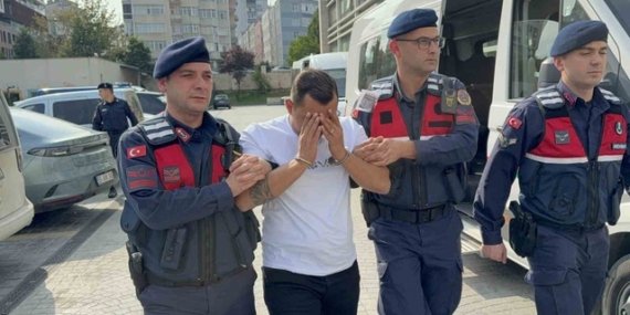 Atakum'da jandarma, uyuşturucudan 8 yıl 4 ay hapis cezasıyla aranan şahısı yakaladı