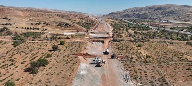 Bakan Uraloğlu, Ankara-Samsun hızlı tren süresinin 2,5 saat olacağını söyledi