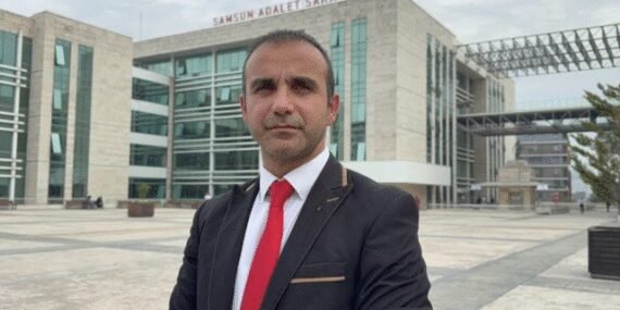 Bir yıldır haftada 3 kez kapısına polis geliyor! Nedeni de akıl almaz