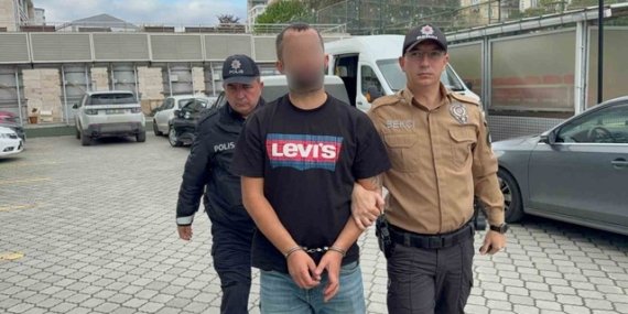 Evinde ölü bulunan gencin arkadaşı gözaltına alındı