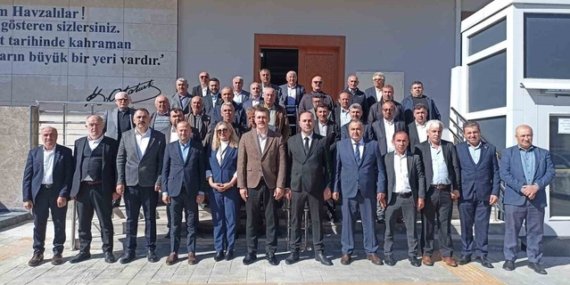 Havza'da Muhtarlar Günü çelenk töreni ve ziyaretlerle kutlandı
