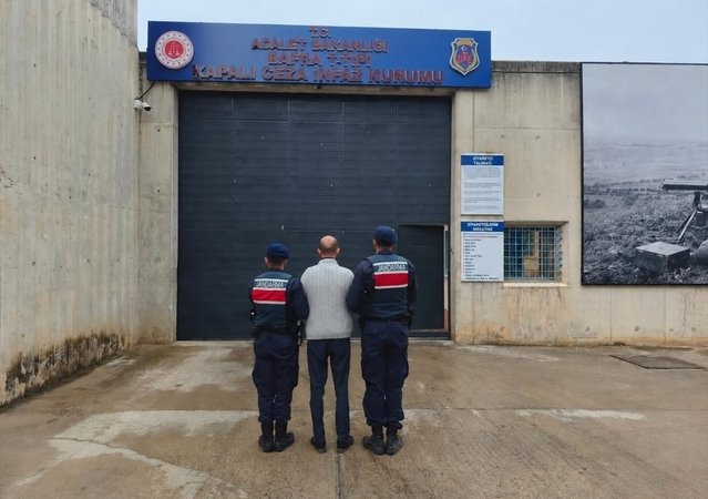 JASAT, Samsun Bafra'da 15 yıl kesinleşmiş hapis cezası bulunan firariyi yakaladı