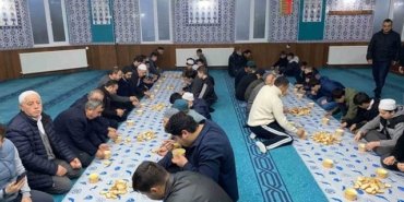 Kavak'ta Hz. Ömer Camii'nde sabah namazı buluşması yoğun katılımla yapıldı