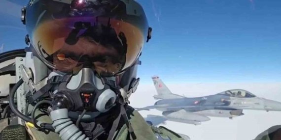 MSB, Samsun ve Amasya'dan öğrencilerin jet üssü ziyaretini görüntülerle paylaştı