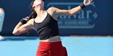 Milli tenisçi Ayla Aksu, Samsun Açık WTA 125'te rakibini 2-1 yenerek şampiyon oldu.