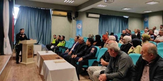 Samsun 19 Mayıs'ta 96 okul servis personeli güvenlik eğitimi aldı