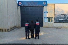 Samsun Bafra'da jandarma, 11 yıl 3 ay hapis cezasıyla aranan firariyi yakaladı