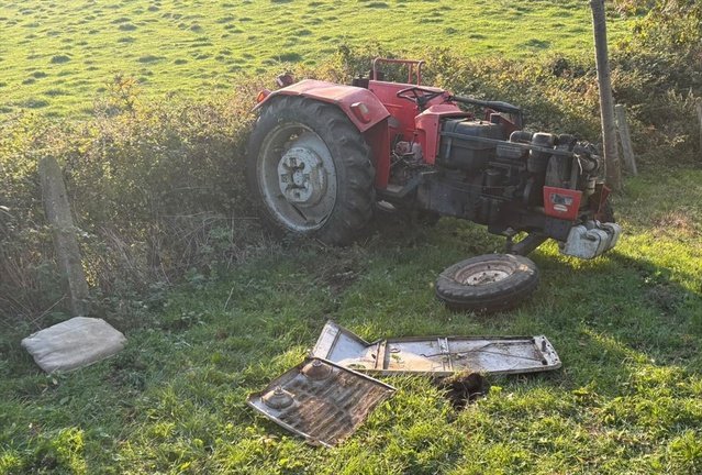 Samsun Bafra'da kontrolden çıkan traktör devrildi, sürücü olay yerinde öldü
