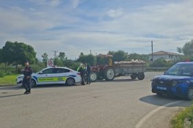 Samsun Bafra'da motosiklet ile traktör çarpıştı, yaralı sürücü hastaneye kaldırıldı