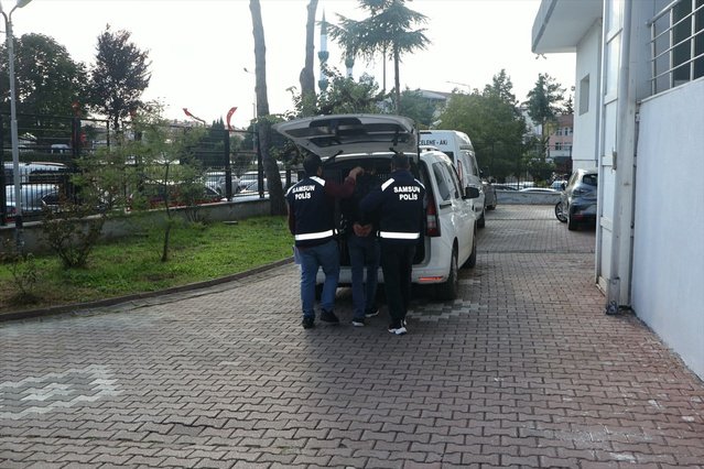 Samsun Bafra'da uyuşturucudan aranan hükümlü 8 yıl 4 ay hapis cezasıyla yakalandı