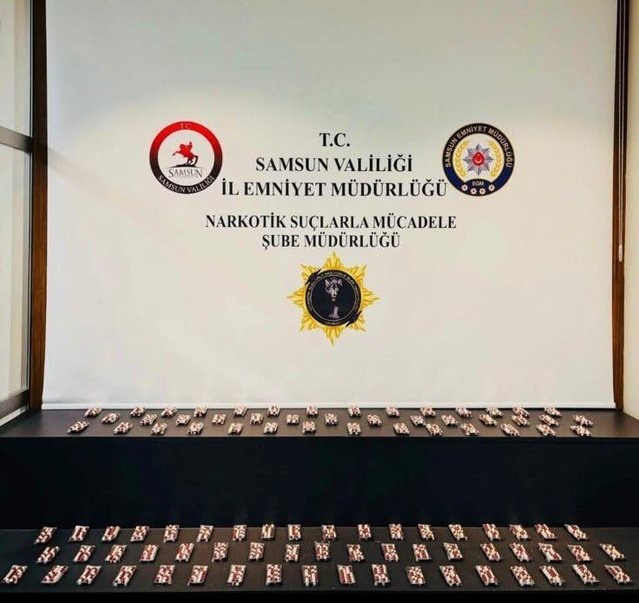Samsun Canik'te 2 bin 352 sentetik ecza ele geçirildi, 3 şüpheli gözaltına alındı