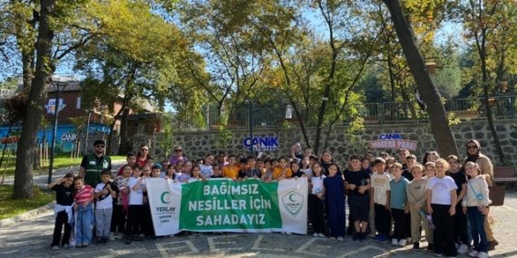 Samsun Canik'te Yeşilay, 70 öğrenciyi ekranlardan uzaklaştırıp doğayla buluşturdu