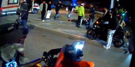 Samsun Canik'te motosiklet devrildi, sürücü ambulansla hastaneye kaldırıldı
