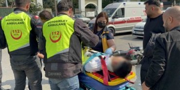 Samsun Canik'te otomobille çarpışan motosikletin 17 yaşındaki sürücüsü yaralandı