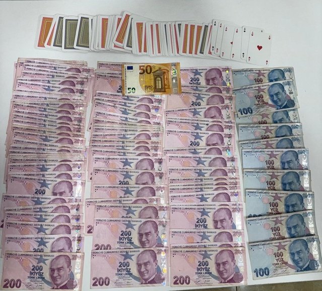 Samsun Çarşamba'da iş yerinde kumar oynayan 5 kişiye 58 bin 20 TL ceza uygulandı