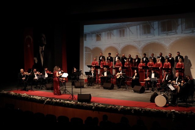 Samsun Devlet Klasik Türk Müziği Korosu, Cumhuriyet'in 103. yılında sahne aldı