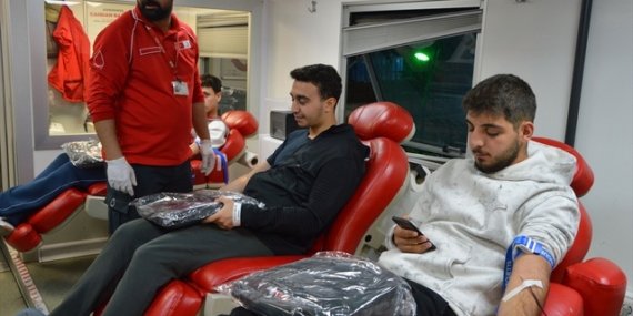 Samsun Havza'da KYK yurdundaki kan bağışında öğrencilerden 66 ünite kan toplandı