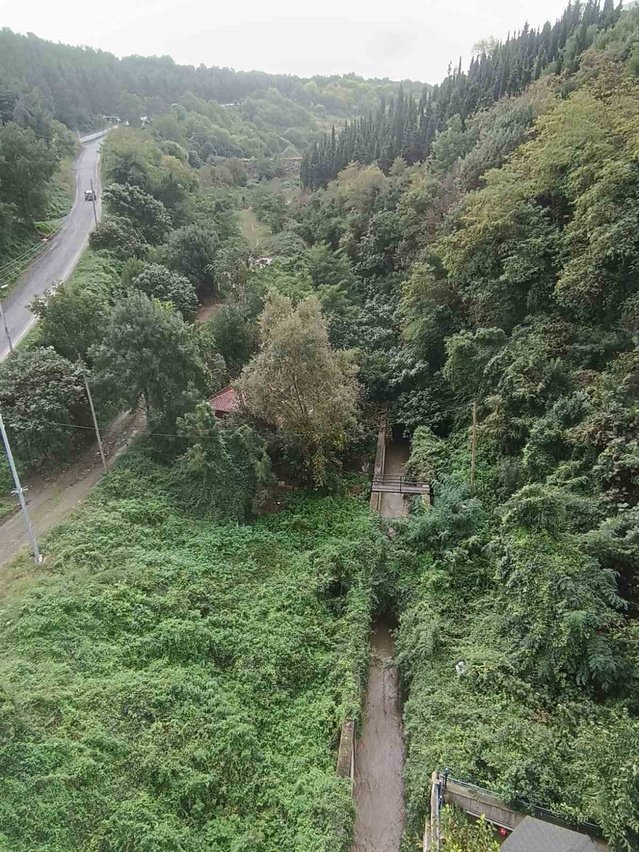 Samsun İlkadım'da Baruthane Deresi'nin kokusundan şikayetçi sakinler çözüm bekliyor