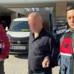 Samsun İlkadım'da jandarma, uyuşturucudan 10 yıl hapis cezalı hükümlüyü yakaladı