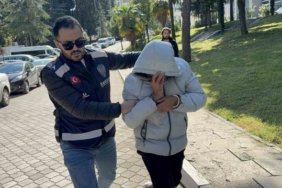 Samsun İlkadım'da kıskançlık yüzünden eşini bıçaklayan koca adliyeye sevk edildi.