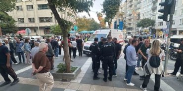 Samsun İlkadım'da polis olası bıçaklamayı önledi, genç hastaneye kaldırıldı