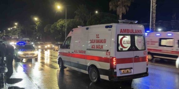 Samsun İlkadım'da yolun karşısına geçmek isteyen yayayı SUV çarptı, yaya yaralandı.
