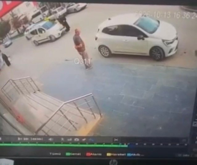 Samsun Kavak'ta iddiaya göre araç Sultan Aracı'ya çarptı, ağır yaralandı
