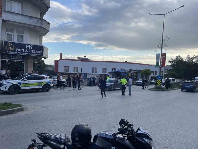 Samsun Kavak'ta otomobilin çarptığı kadın ağır yaralandı, sürücü gözaltına alındı