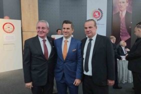 Samsun TSO'da meclis üyeleri oy veriyor, yönetim kurulu başkanlığı için 2 aday yarışıyor