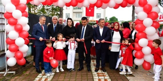 Samsun Terme'de anaokulu öğrencilerinin 8. geleneksel bayrak sergisi açıldı