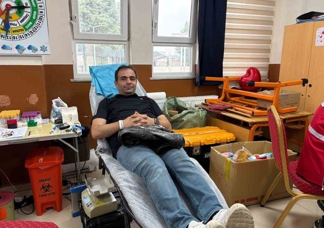Samsun Vezirköprü'de Mehmet Paşa İlkokulu'nda 90 ünite kan toplandı