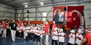 Samsun'da Avrupa Spor Haftası etkinliğinde 300 öğrenci sokak oyunlarıyla buluştu