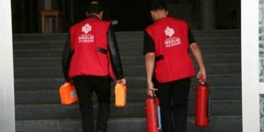 Samsun'da Vakıflar 20 camiye yangın tüpü, 18 kursa ilkyardım çantası verdi