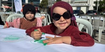 Samsun'da çocuklar Gazze'deki yaşıtları için resim çizerek seslerini duyurdu
